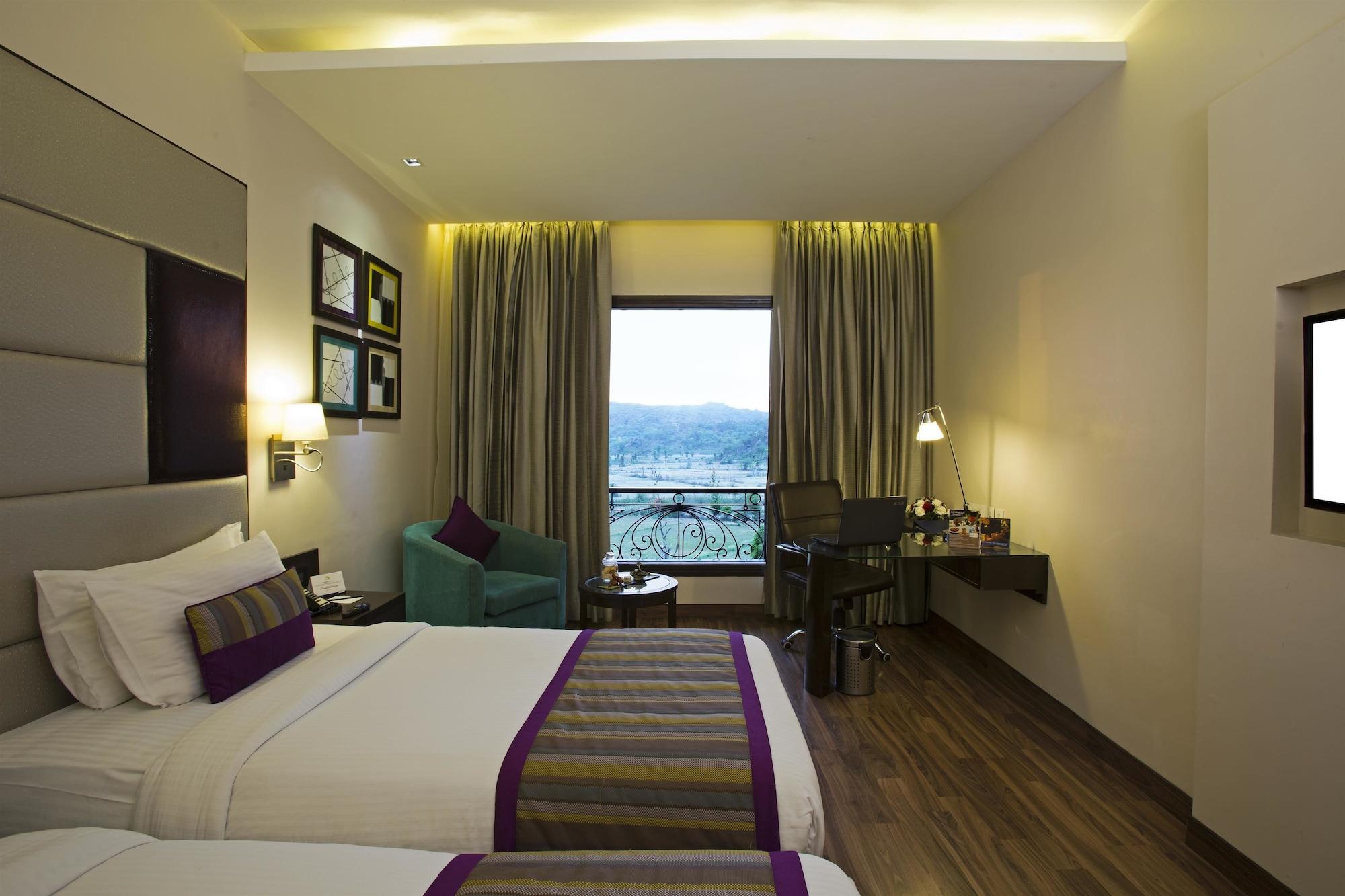 Golden Tulip Chandigarh, Panchkula Экстерьер фото