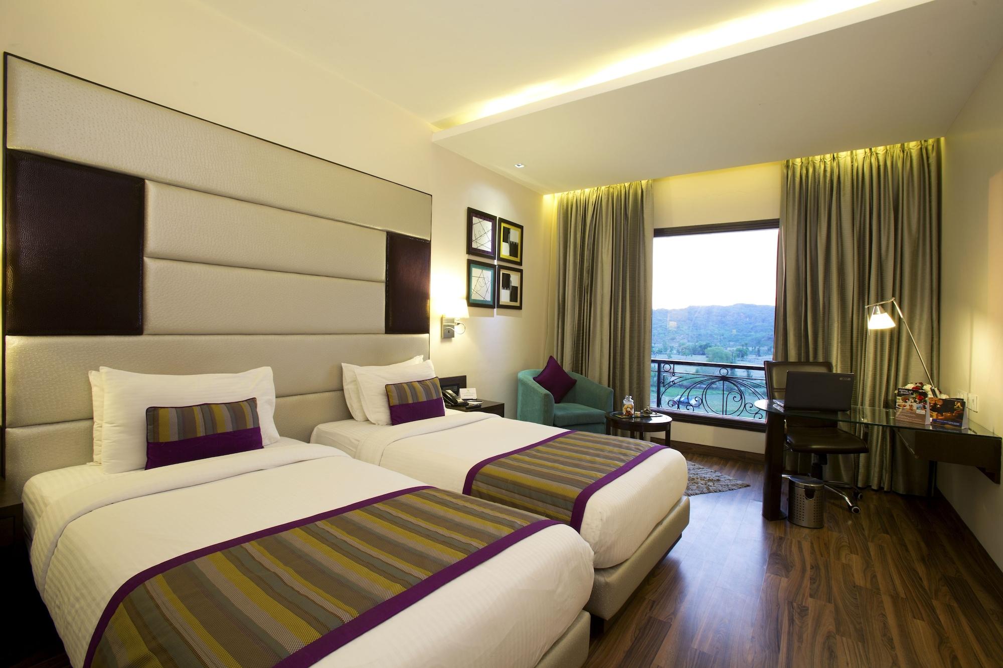 Golden Tulip Chandigarh, Panchkula Экстерьер фото