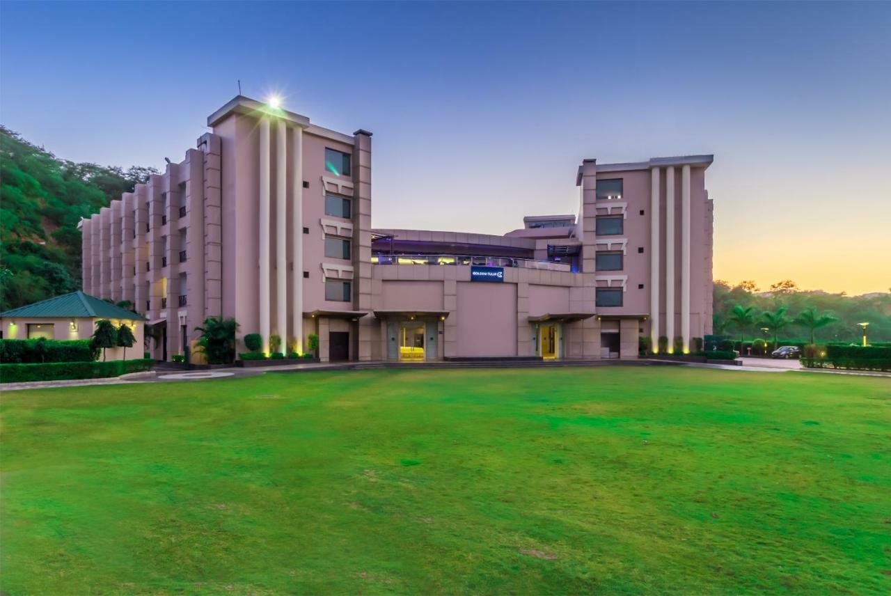 Golden Tulip Chandigarh, Панчкула Экстерьер фото