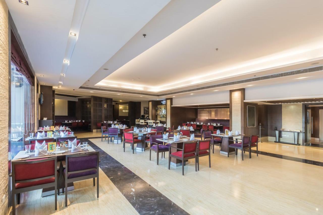 Golden Tulip Chandigarh, Панчкула Экстерьер фото