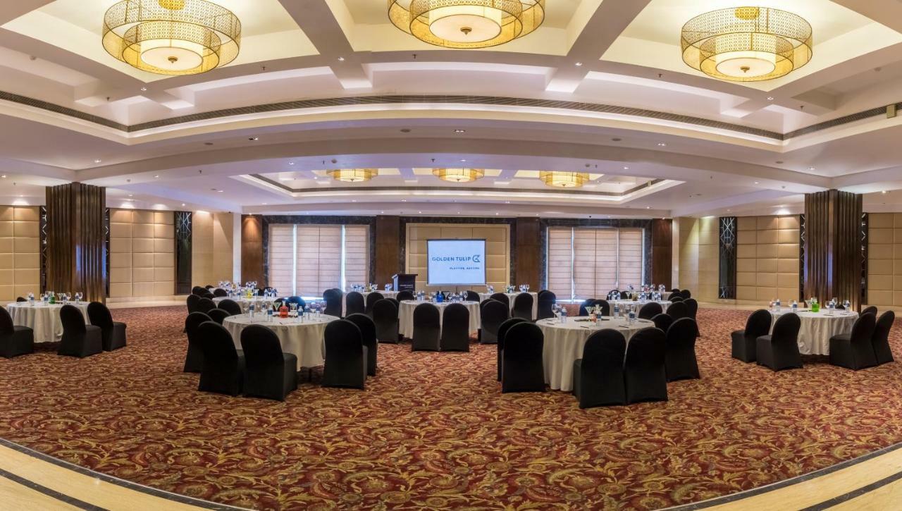 Golden Tulip Chandigarh, Панчкула Экстерьер фото
